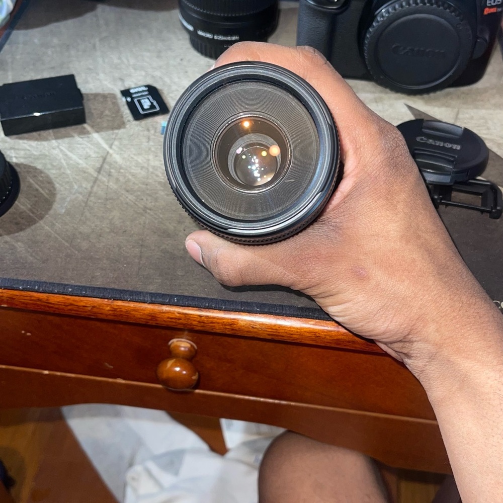 Canon Digital SLR Camera Kit [EOS Rebel T6] with EF-S 18-55mm and EF 75-300mm